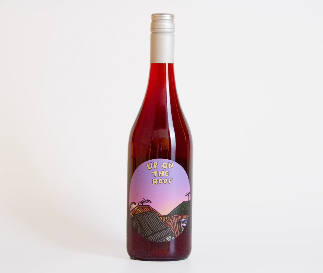2024 Worlds Apart Wines Up On The Roof Light Red　| ワールズ アパート ワインズ アップ オン ザ ルーフ ライト レッド